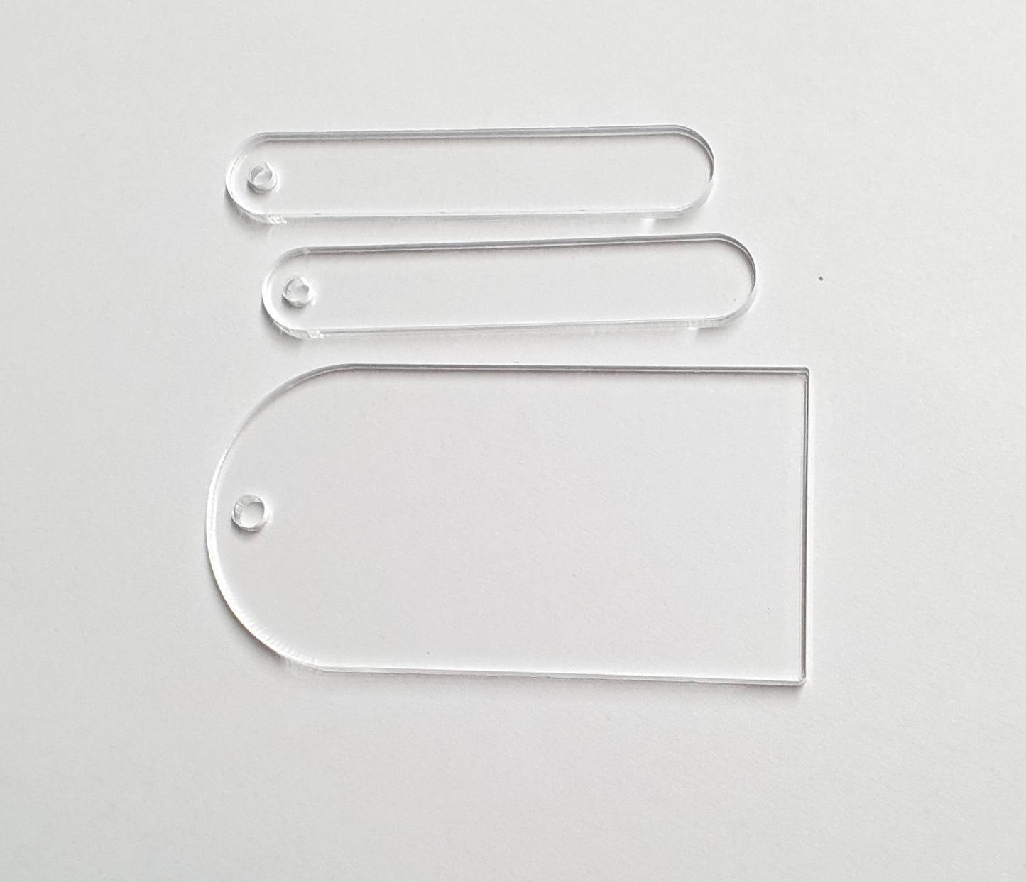 Acrylic Arch with Tags 1.5mm